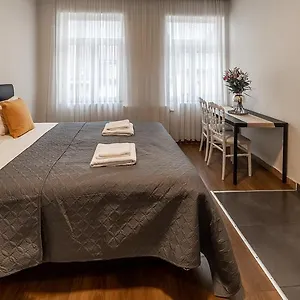 Apartment Dupont Gare Du Nord
